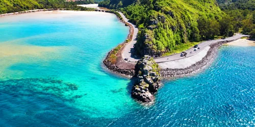 Macondé Viewpoint and the coastal road at Baie du Cap